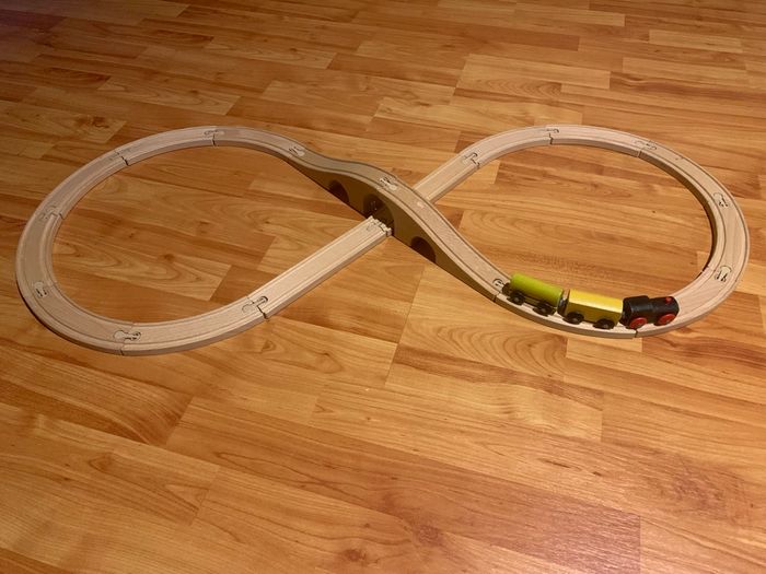 Circuit train en bois