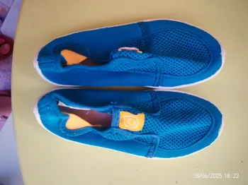 Chaussures aquatiques 28/29 Decathlon