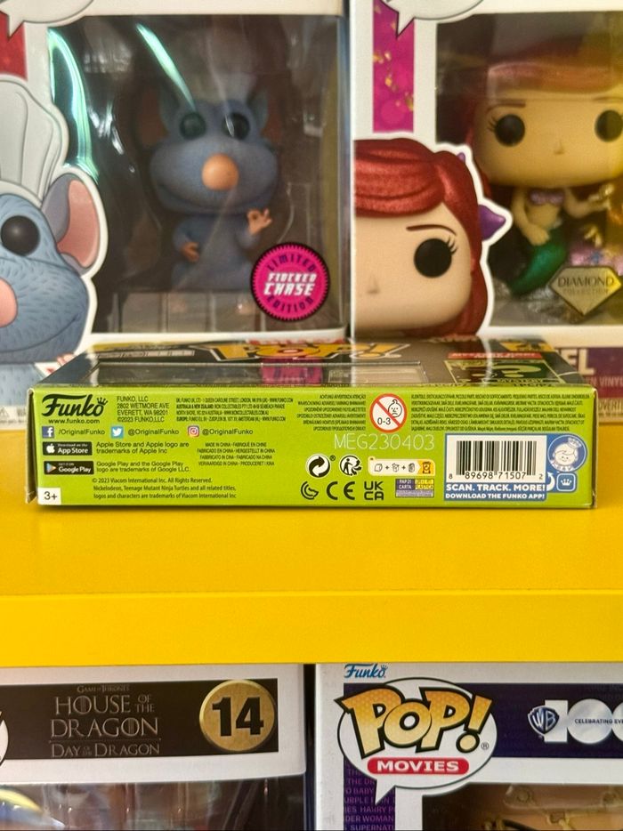 Funko Bitty Pop! 4 Pack - Nickelodeon Teenage Mutant Ninja Turtles - Leonardo, Michelangelo, April O’Neil & Bitty Pop! Mystery - photo numéro 7
