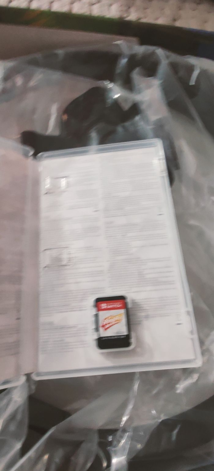 Jeu Nintendo Switch neuf ringfit adventure - photo numéro 4