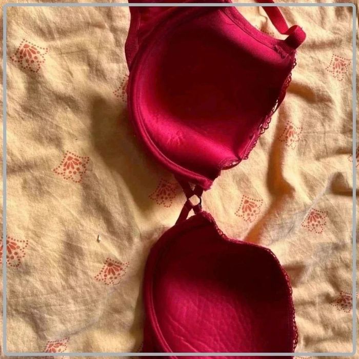 Magnifique soutient gorge rouge undiz 95d - photo numéro 4