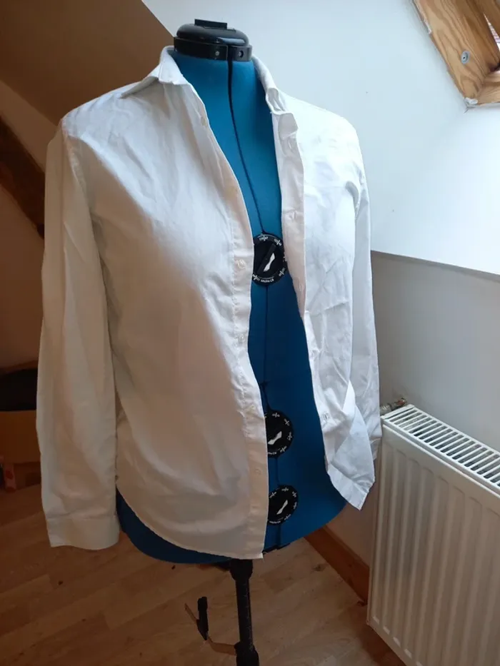 Chemise blanche - photo numéro 2