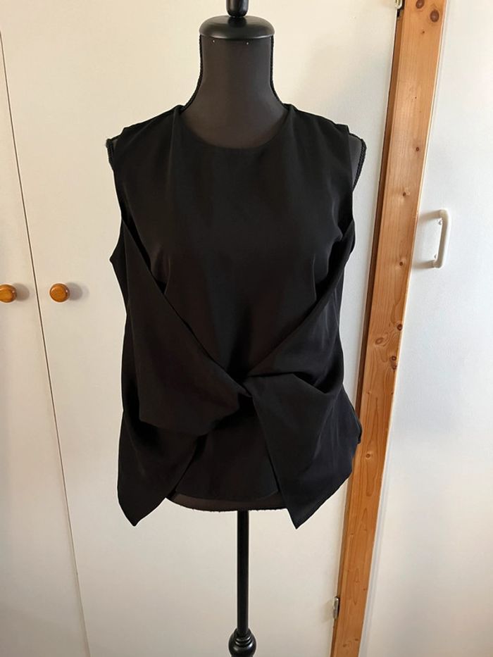 Top noir Zara taille M 38