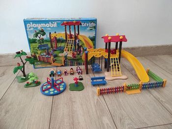 Aire de jeux playmobil 5568 city life