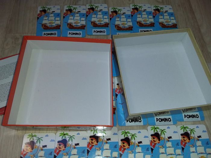 Jeu de dominos neuf - photo numéro 12