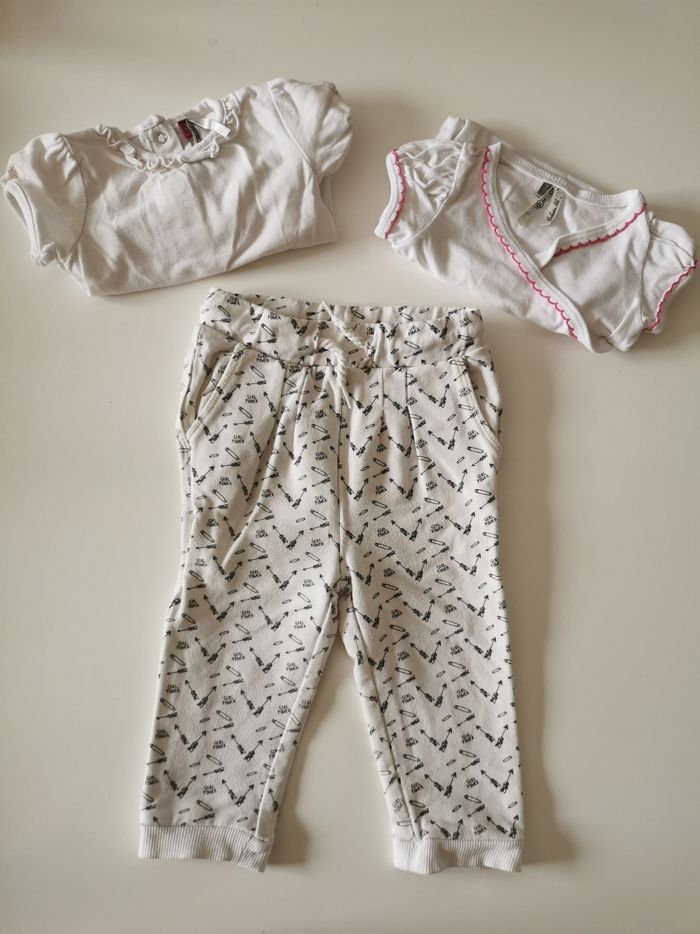 Lot de 3 articles avec 1 pantalon et 2 bodies orchestra 9 mois