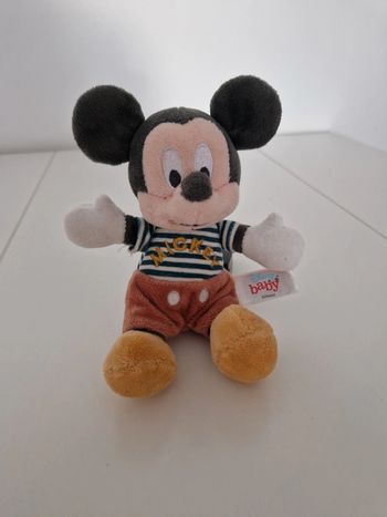 Peluche Mickey
