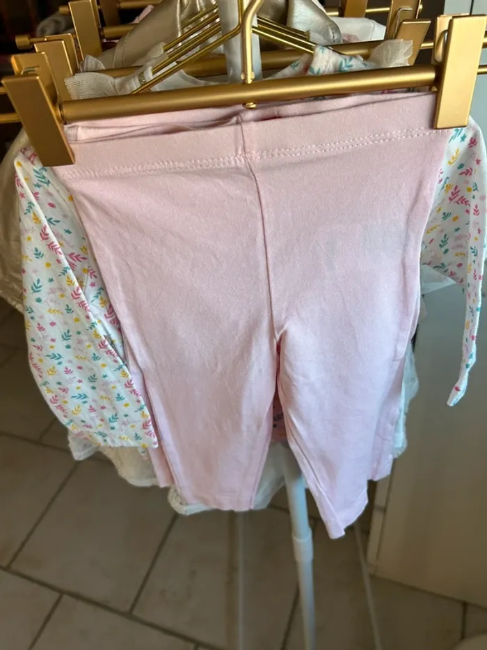 Joli ensemble Mots d’enfants taille 9 mois état impeccable - photo numéro 8