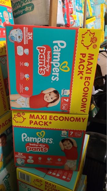Pampers pants taille 7