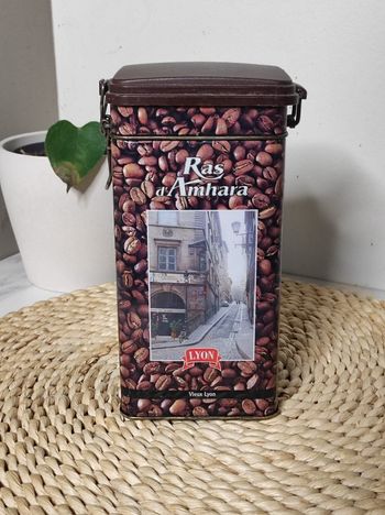 Boite a café