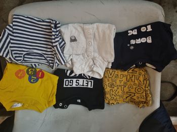 Vend différent habit en 1 mois