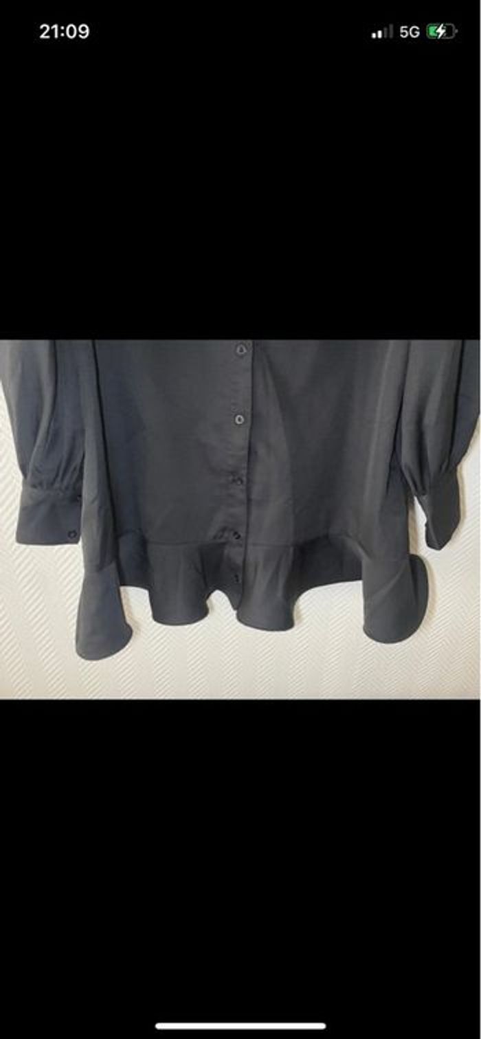 Robe noir - photo numéro 3