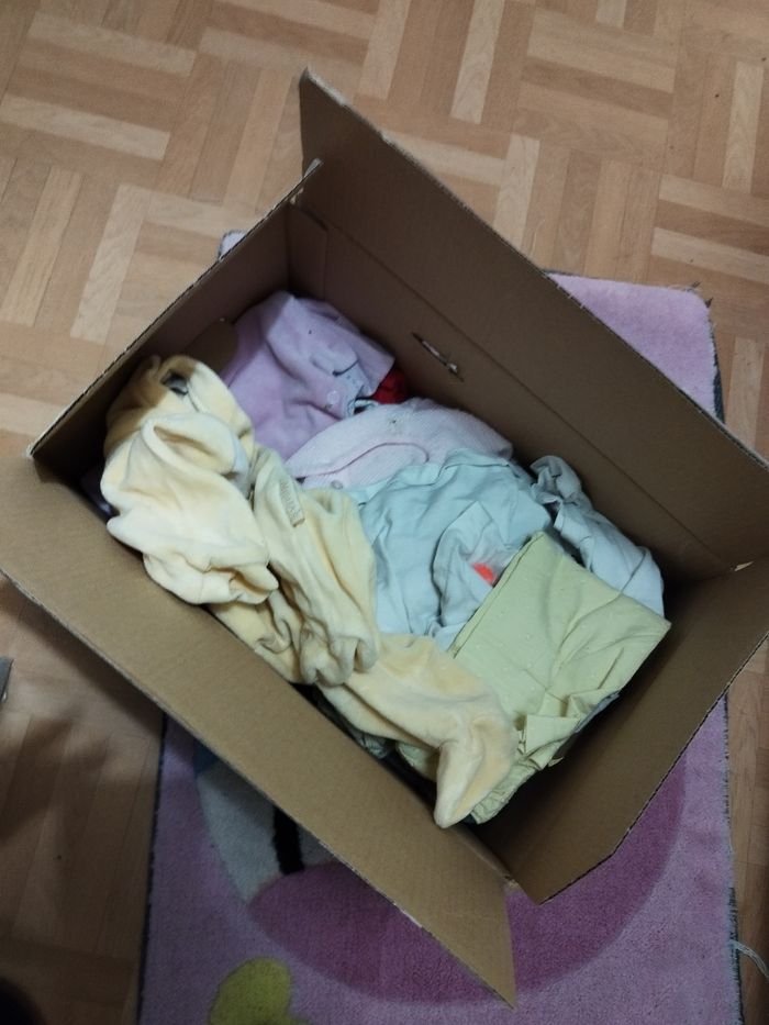 Vend 2 lots de vetements 1mois - photo numéro 5