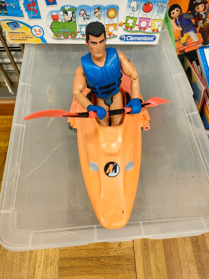 Lot  action man et son canoë