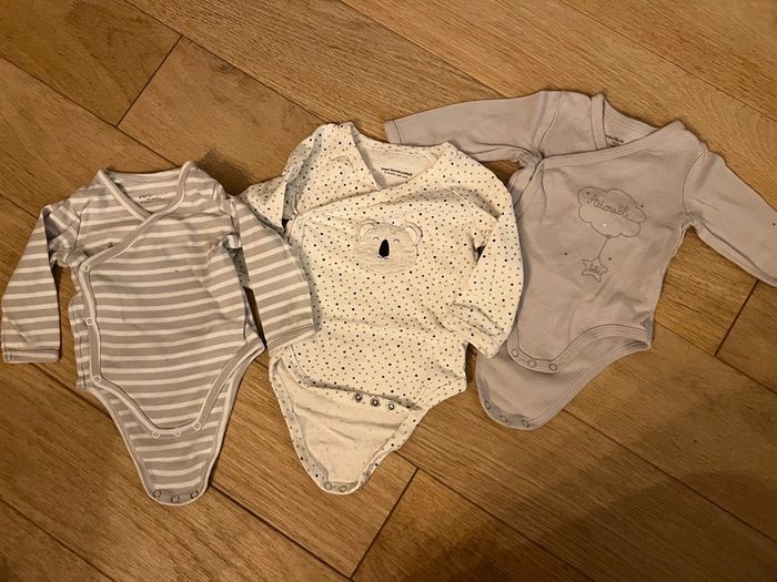 Vend lot de 7 bodies vertbaudet mixte garçon/ fille 3 mois bon état - photo numéro 8