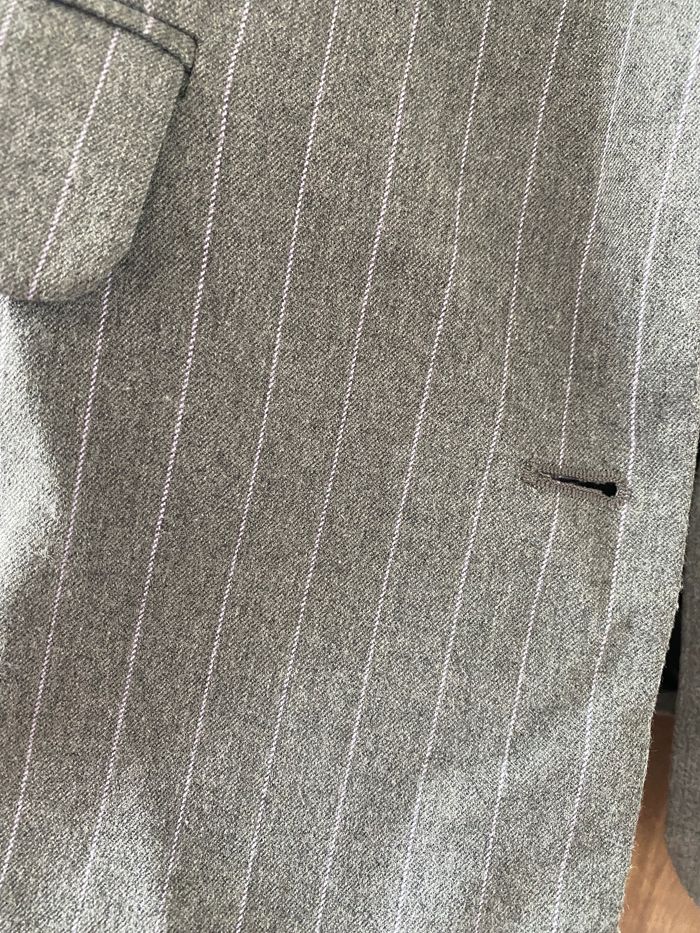 Veste tailleur rayée Grise Lila - photo numéro 4