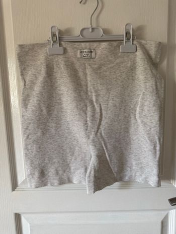 Short gris taille L 