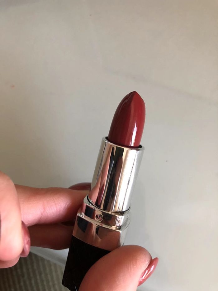 Rouge à lèvre - photo numéro 2