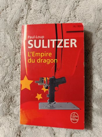 Livre de poche L'Empire du dragon Sulitzer