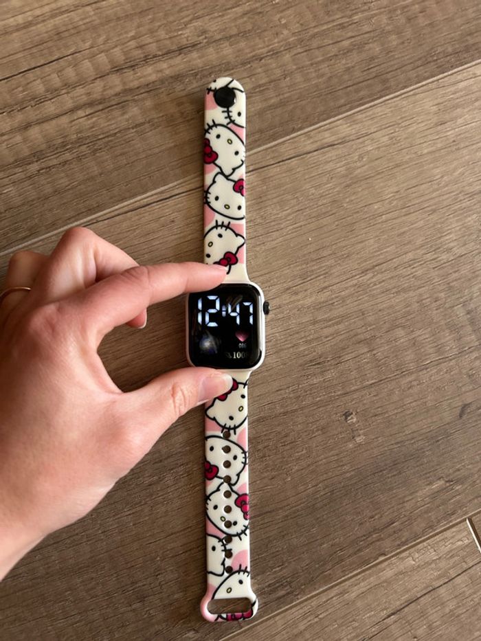 Montre numérique Hello Kitty