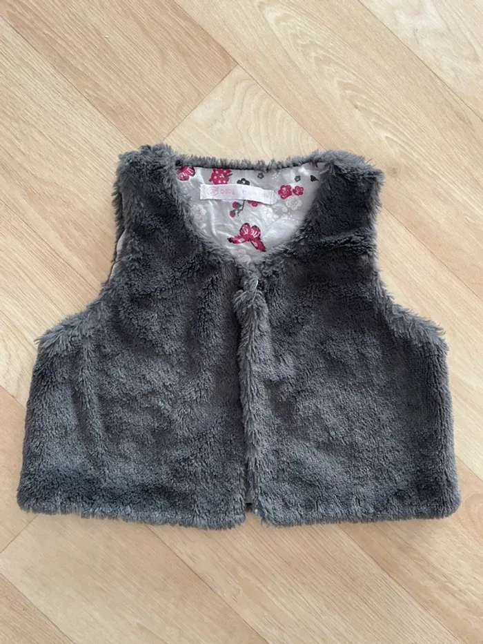 Gilet sans manches 24 mois fille