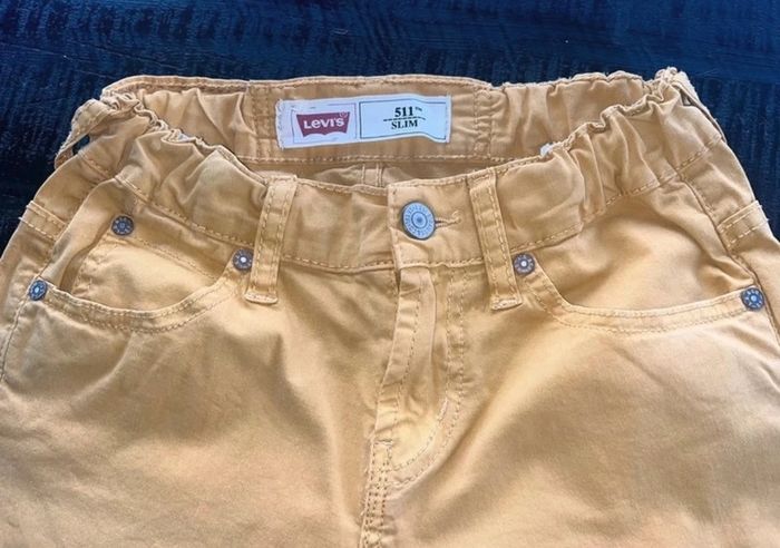Bermuda / short levis 10 ans tbe peu porté - photo numéro 2