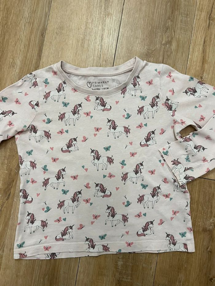 Lot 3 t-shirts Primark 6 ans - photo numéro 7