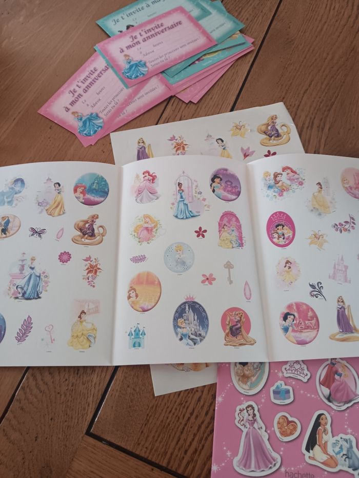 Lot de cartes invitations et Stickers - photo numéro 4