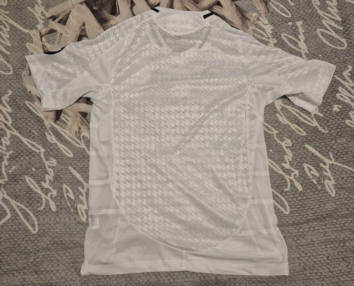 Maillot Real Madrid - photo numéro 2