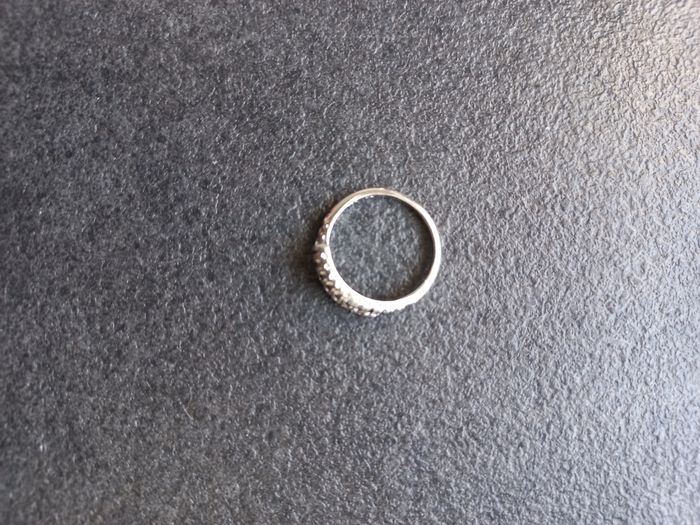 Bague en argent avec zirconias noirs et blancs, taille 56, neuf - photo numéro 4