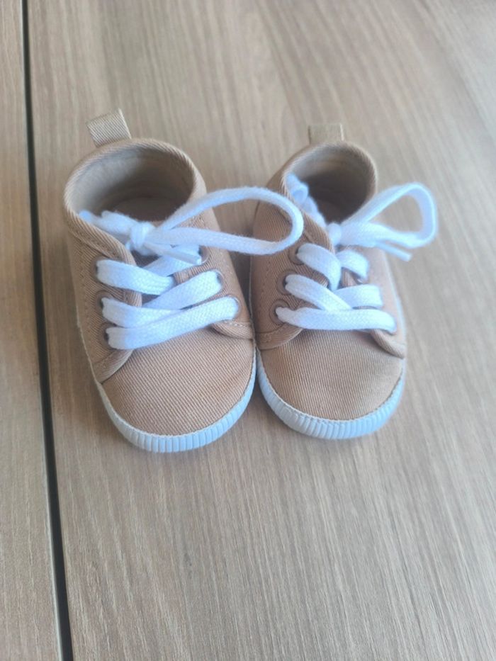 Chaussures bébé 3-6mois