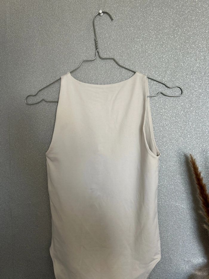 body blanc - photo numéro 2