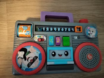 Radio d'éveil plusieurs langues