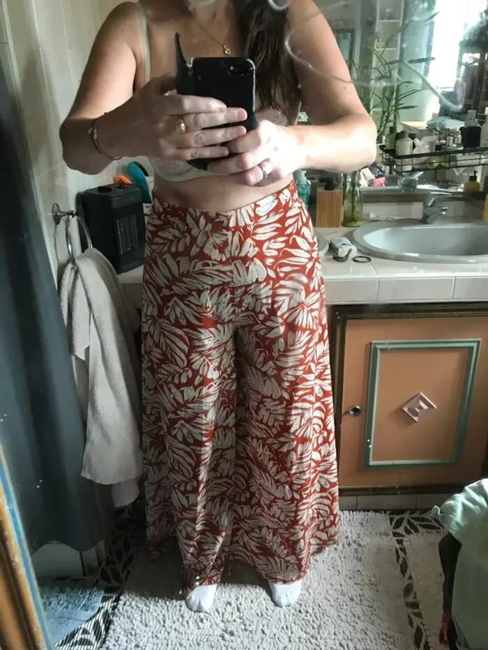 pantalon large feuillu - photo numéro 2