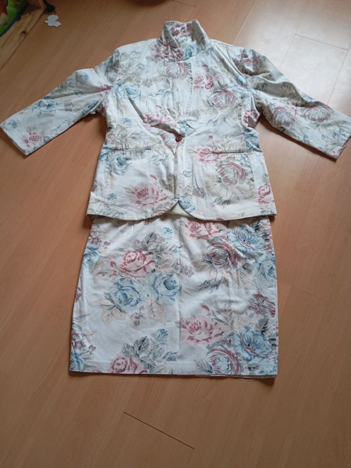 Ensemble fleuri 46/48
