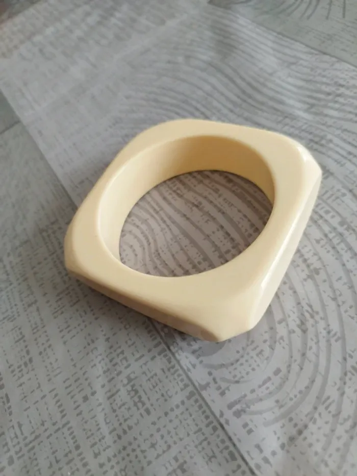 Magnifique bracelet vintage crème - photo numéro 3