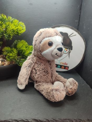 Peluche Paresseux Marron Chine Blanc kinder ferrero beige doudou Blanc Noir 