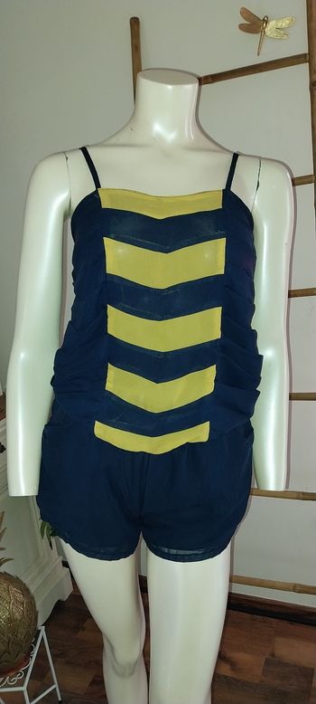 Combishort bicolore neuf Taille 36 / S