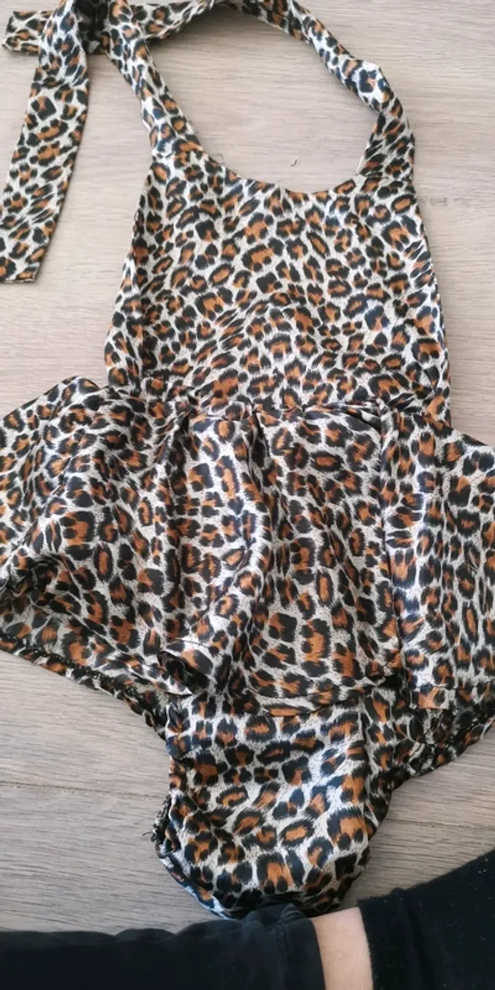 Robe dos nu effet soie 6 mois - photo numéro 2
