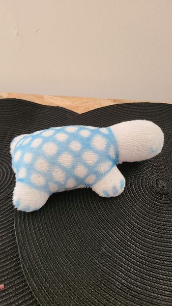 PELUCHE TORTUE BLANCHE BLEU BOULGOM