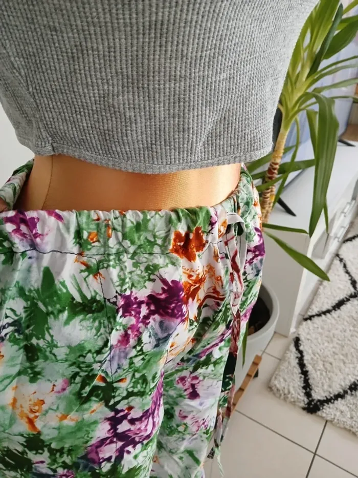 Magnifique Pantalon Overside à motifs Bas Large Neuf🌿💝 - photo numéro 5
