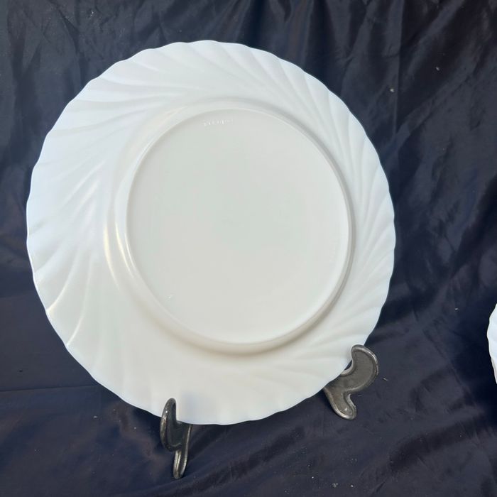 6 assiettes plates blanc cassé arcopal Trianon - photo numéro 3