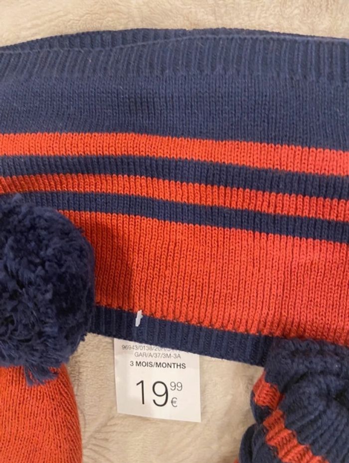 Ensemble neuf moufles, bonnet et cache coup 3/6mois - photo numéro 2