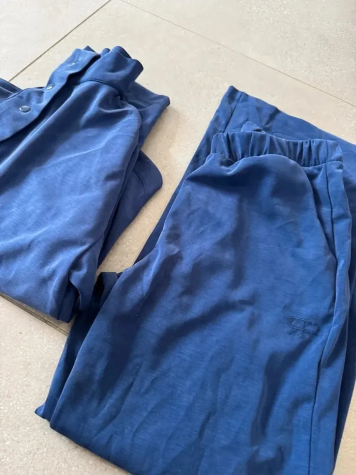 Ensemble bleu marine Parfois, taille M/L, neuf avec étiquette valeur de l'ensemble 80€ - photo numéro 2