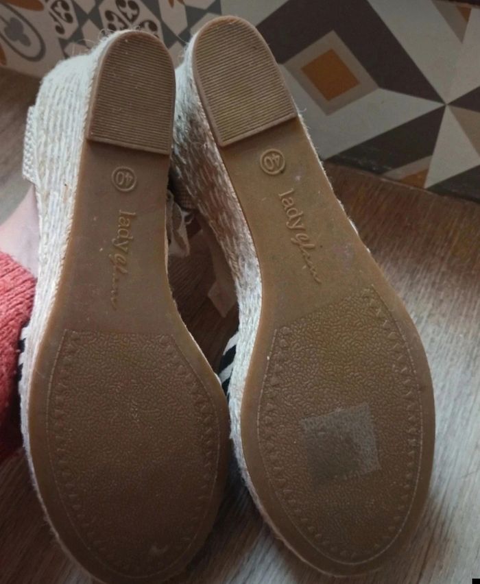 Chaussure - photo numéro 3