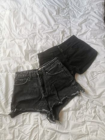 Lot de 2 shorts taille 34