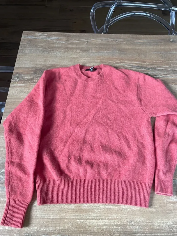Pull Uniqlo XS