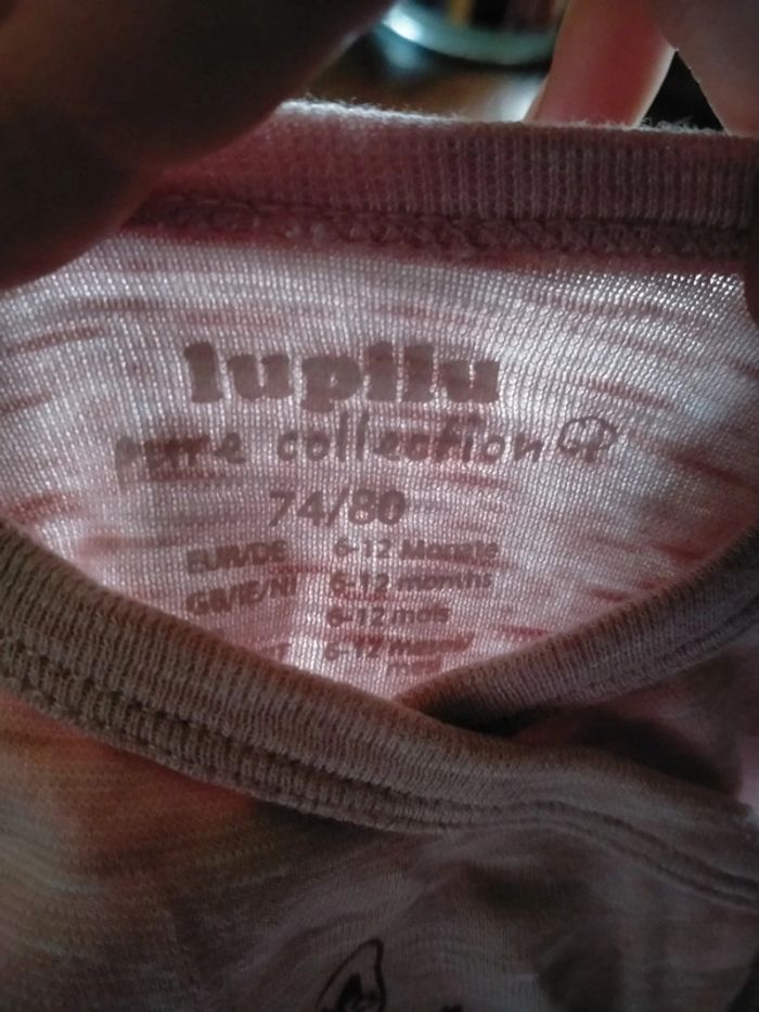 Body 6/12 mois 74/80 cm - photo numéro 2