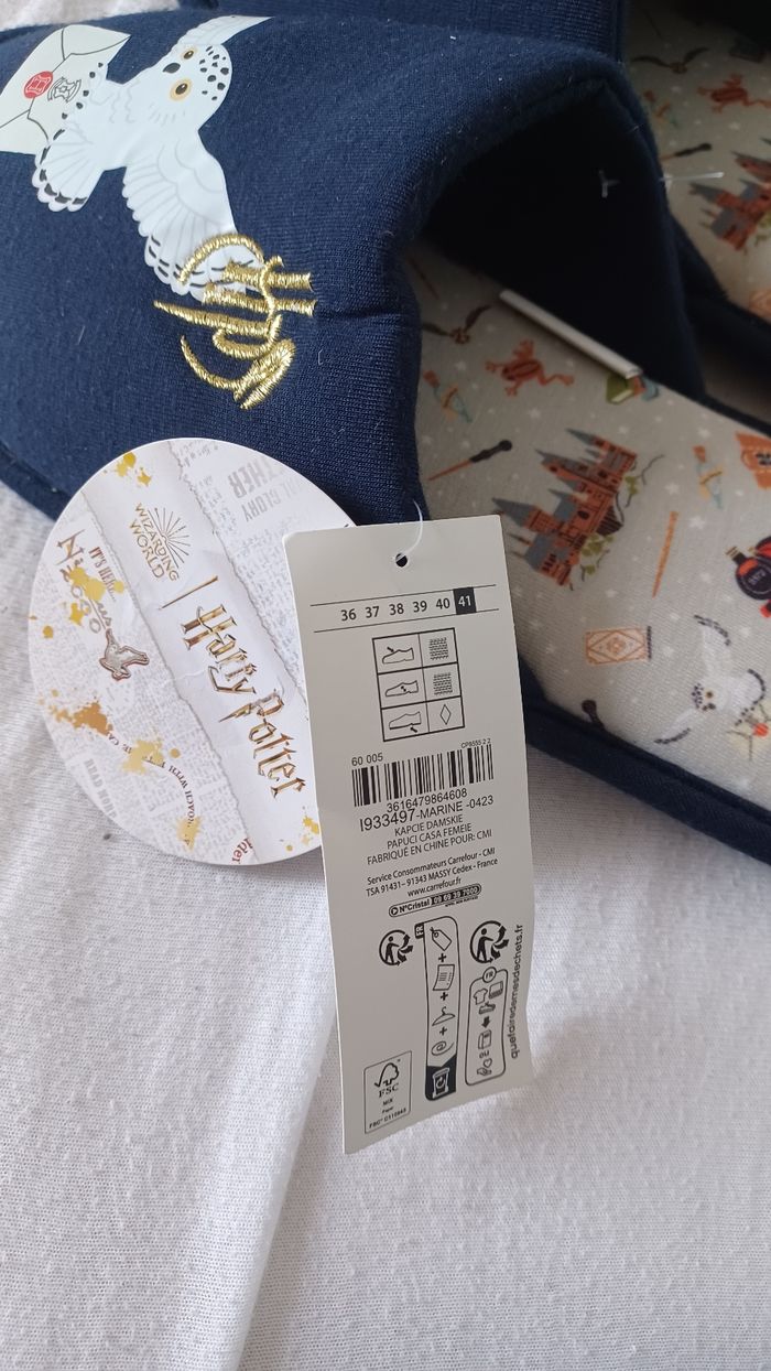 Chausson harry Potter 41 neuf avec étiquette 🏷 tissu bleu - photo numéro 3