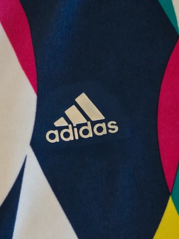 Ensemble coloré tee-shirt manches courtes et cycliste - photo numéro 6